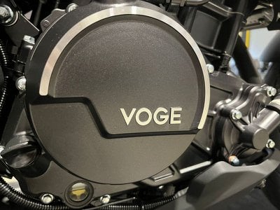Voge Brivido 125R Total Black, KM 0 - Hauptbild