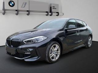 BMW Serie 1 118i 5p. Business Advantage, Anno 2020, KM 36100 - Hauptbild