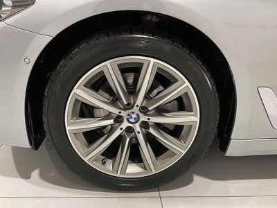 BMW Serie 5 520d aut. Luxury, Anno 2018, KM 144000 - Hauptbild