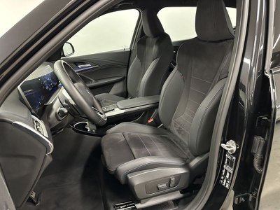 BMW iX1 xDrive 30 xLine HARMAN KARDON LED COCKPIT DRIVE ASSIST, - Hauptbild