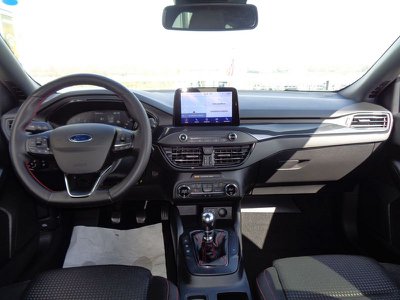 Ford Focus 1.0 EcoBoost Hybrid 125CV SW ST Line, Anno 2022, KM 7 - Hauptbild