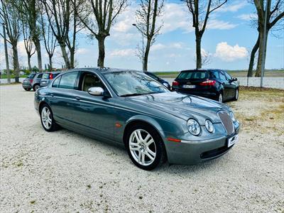 Jaguar E Pace 2.0D 150 CV, Anno 2018, KM 81000 - Hauptbild