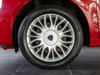 Lancia Ypsilon 1.2 69 CV 5 porte Silver, Anno 2016, KM 114247 - Hauptbild