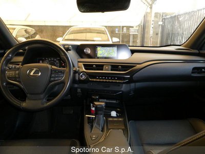 Lexus UX Hybrid Premium, Anno 2020, KM 94156 - Hauptbild