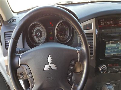 Mitsubishi Pajero Pajero 3.2 16V DI D 3p. GLX Aut. Unicopropriet - Hauptbild