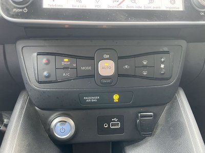 Nissan Leaf N Connecta 40 kWh, Anno 2020, KM 71000 - Hauptbild