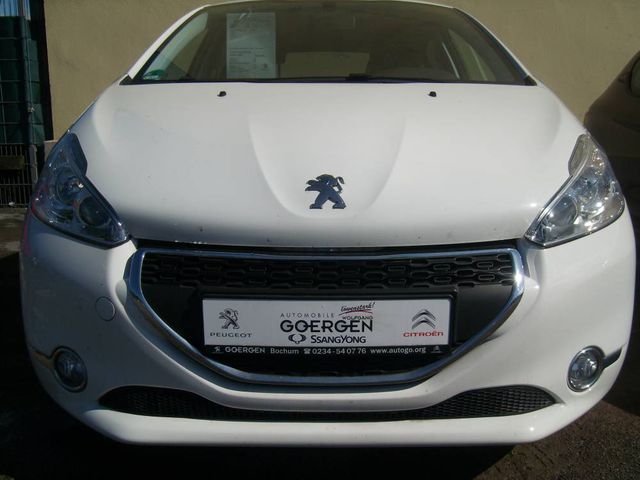 Peugeot 208 Sport 1.2 - Hauptbild