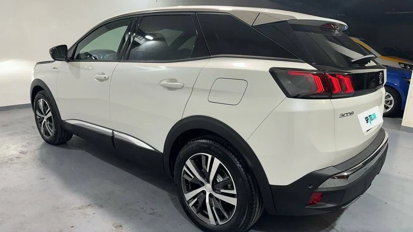 PEUGEOT 3008 SUV 1.2 S&S PureTech Allure EAT8 130 - Hauptbild