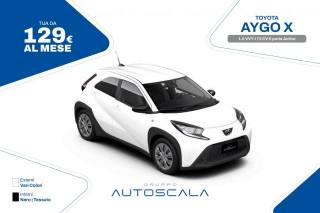 Toyota Yaris Cross 1.5 Hybrid 5p. E CVT Active, Anno 2023, KM 4 - Hauptbild
