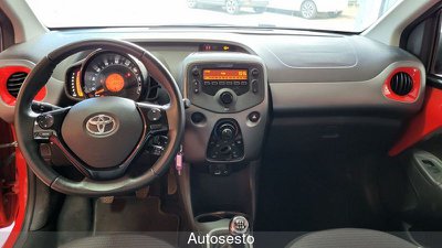 Toyota Aygo X 1.0 VVT i 72 CV 5 porte Lounge Air, Anno 2023, KM - Hauptbild