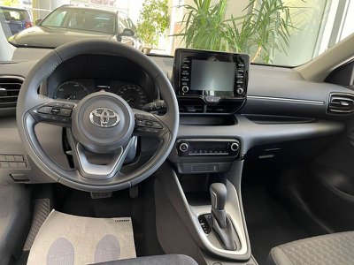 Toyota Yaris Cross 1.5 Hybrid 5p. E CVT Active, Anno 2024, KM 0 - Hauptbild