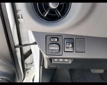 TOYOTA Hilux 2.4 D 4D 4WD 4 porte Double Cab Lounge Autocarro - Hauptbild