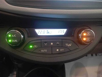 Toyota Yaris 3ª serie 1.5 Hybrid 5 porte Lounge, Anno 2014, KM 8 - Hauptbild